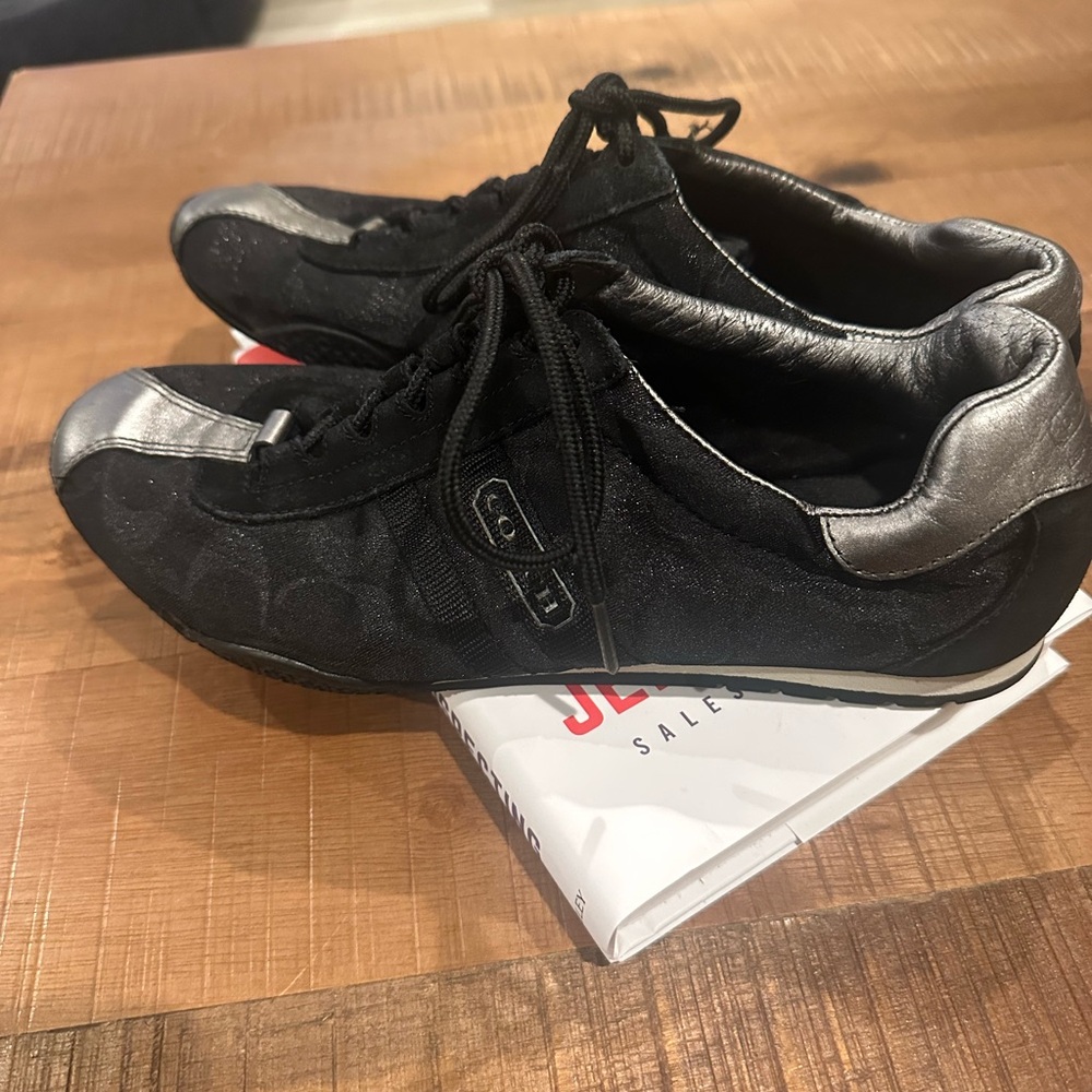 Coach Katelyn shoe